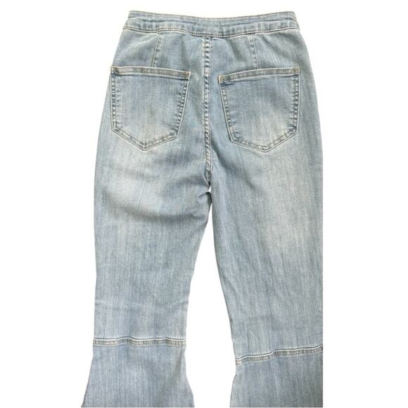 Forever 21 Mid-Rise Super Flare Jeans Size 24 - Picture 5 of 10